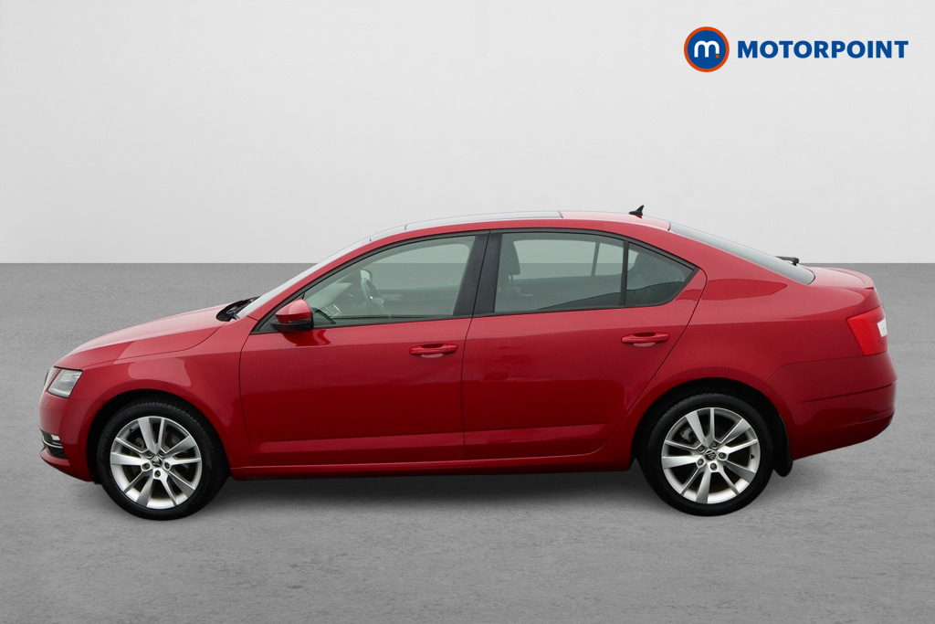 Skoda Octavia 1.5 Tsi Se L Dsg Red #4
