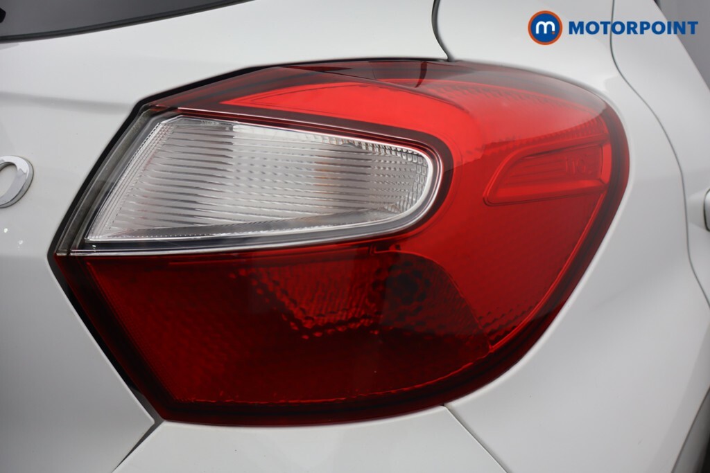 Hyundai I10 1.0 Mpi Se Connect Red #22