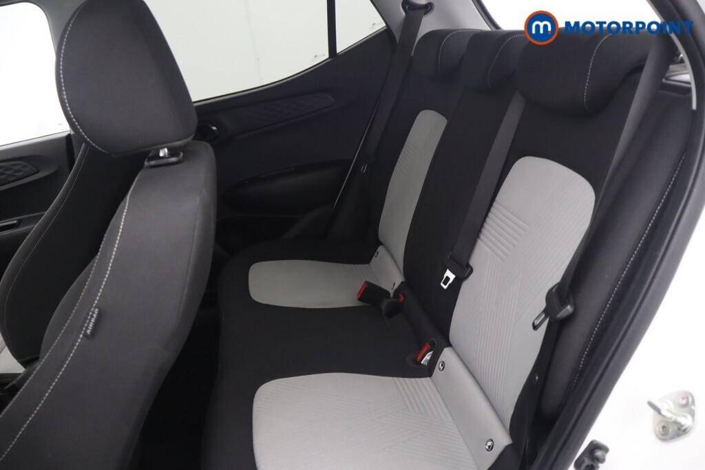 Hyundai I10 1.0 Mpi Se Connect Red #19