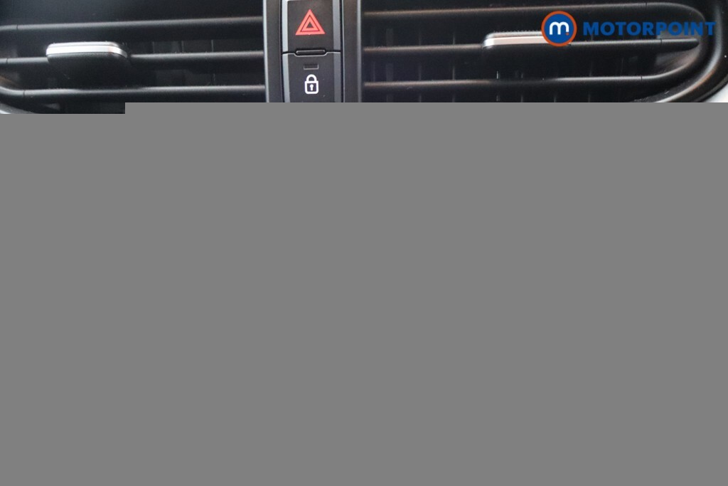 Hyundai I10 1.0 Mpi Se Connect Red #11