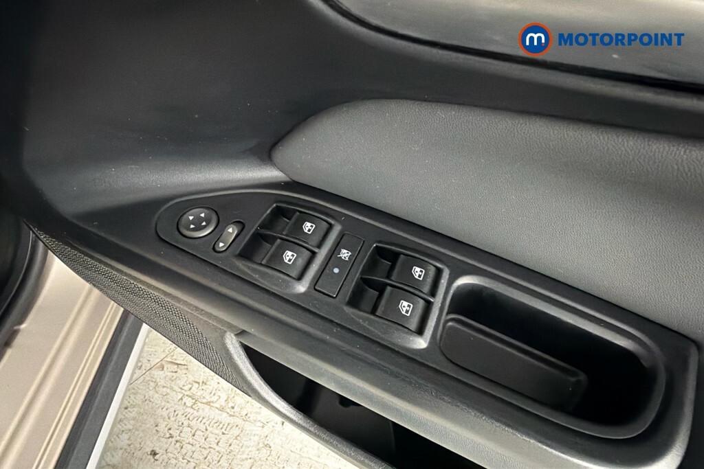 Fiat Tipo 1.0 Life Hatchback Grey #19