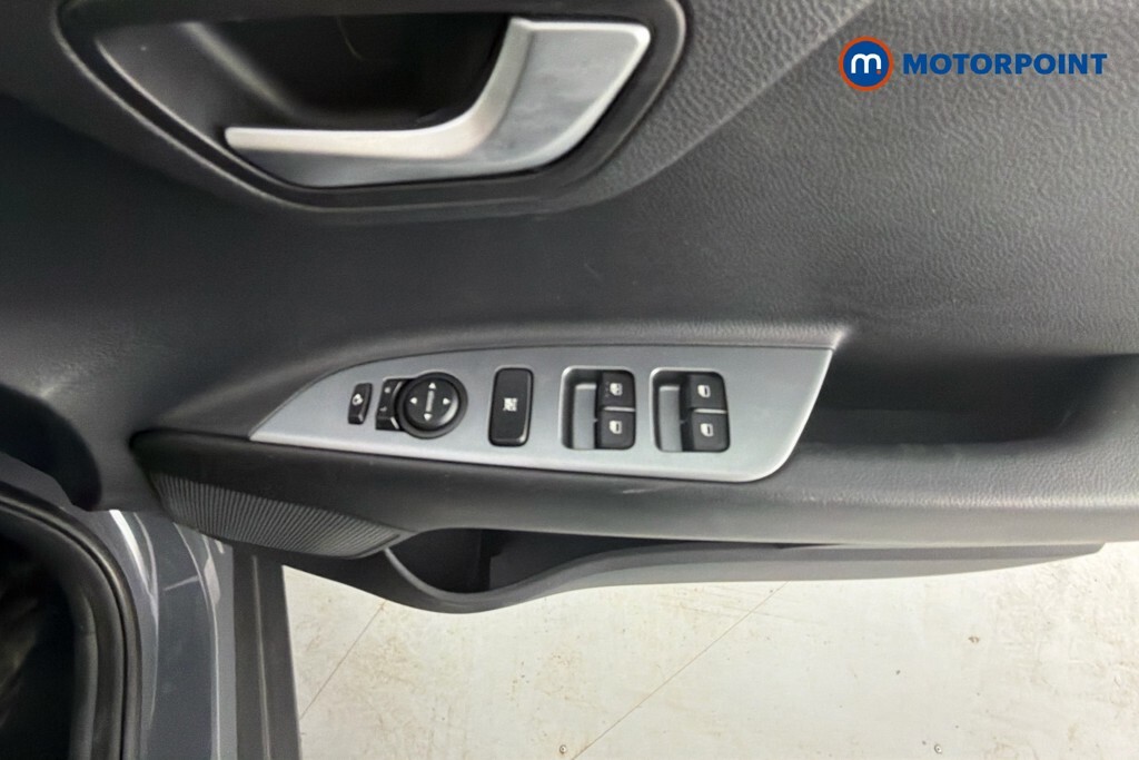 Kia Stonic 1.0 T-gdi Isg 48V Connect Black #17