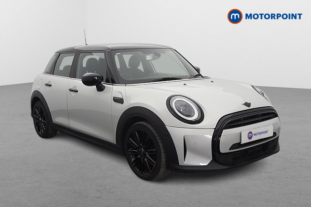 Mini Hatch 1.5 Cooper Exclusive Comfort Pack SW71KKY White