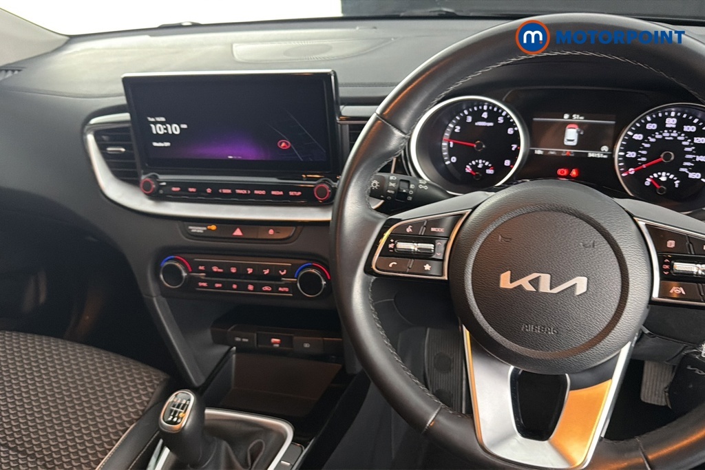 Kia Ceed 1.5T Gdi Isg 3 Estate Red #9