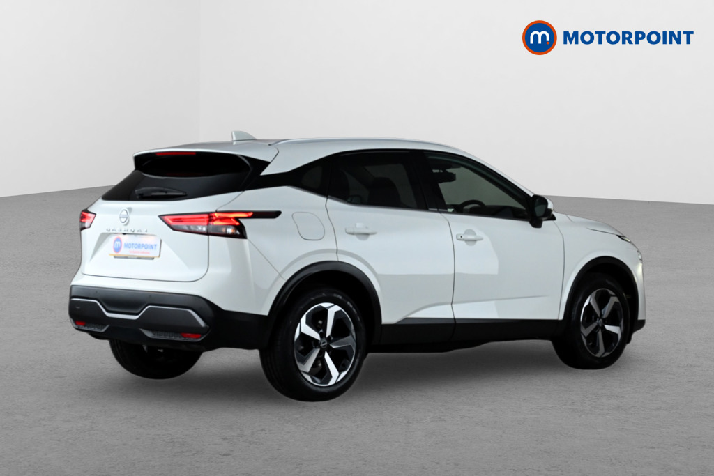 Nissan Qashqai 1.3 Dig-t Mh N-connecta Glass Roof DN72CTY White #5