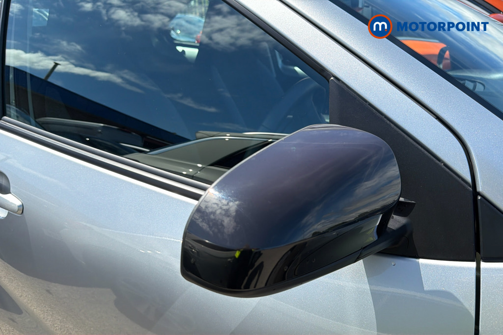 Toyota Aygo X 1.0 Vvt-i Pure MH23OSR Silver #2