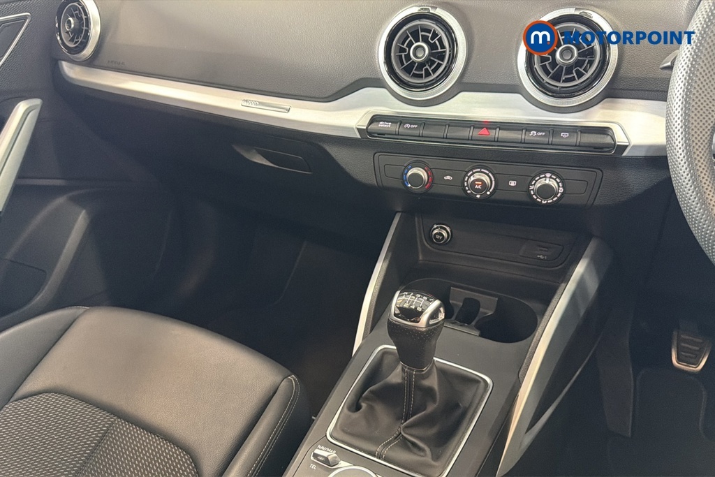 Audi Q2 S Line 35 Tfsi 150 Ps S Tronic Blue #19