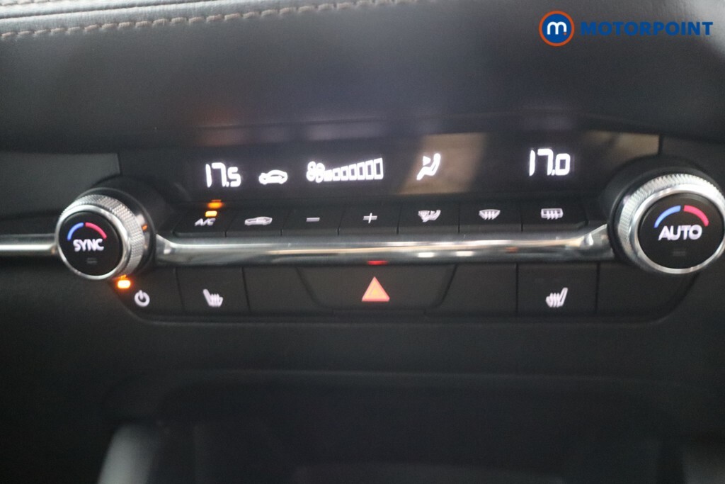 Mazda 3 2.5 E-skyactiv G Mhev 140 Centre-line Blue #12