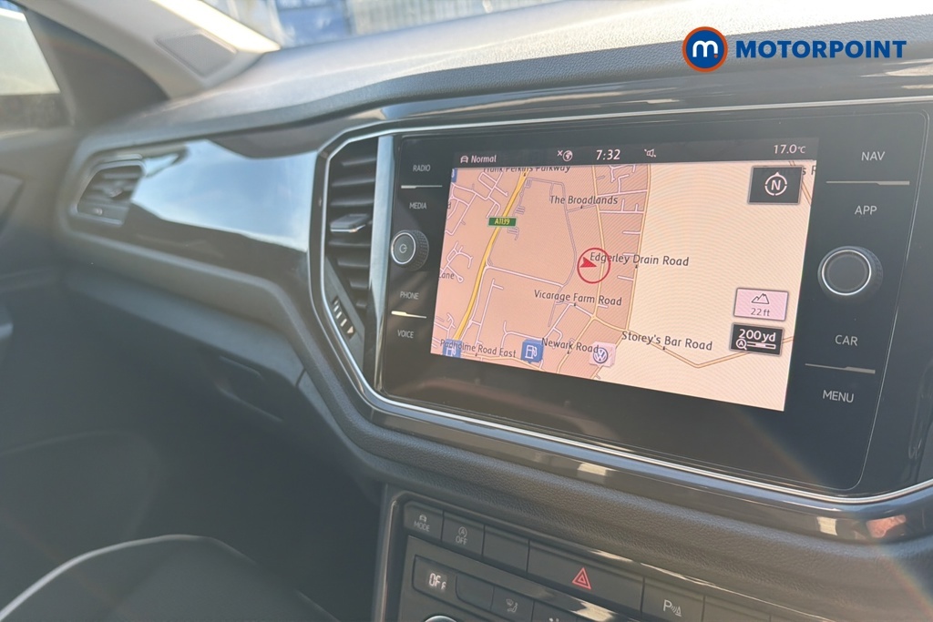 Volkswagen T-Roc 1.5 Tsi Gpf Evo Black #17