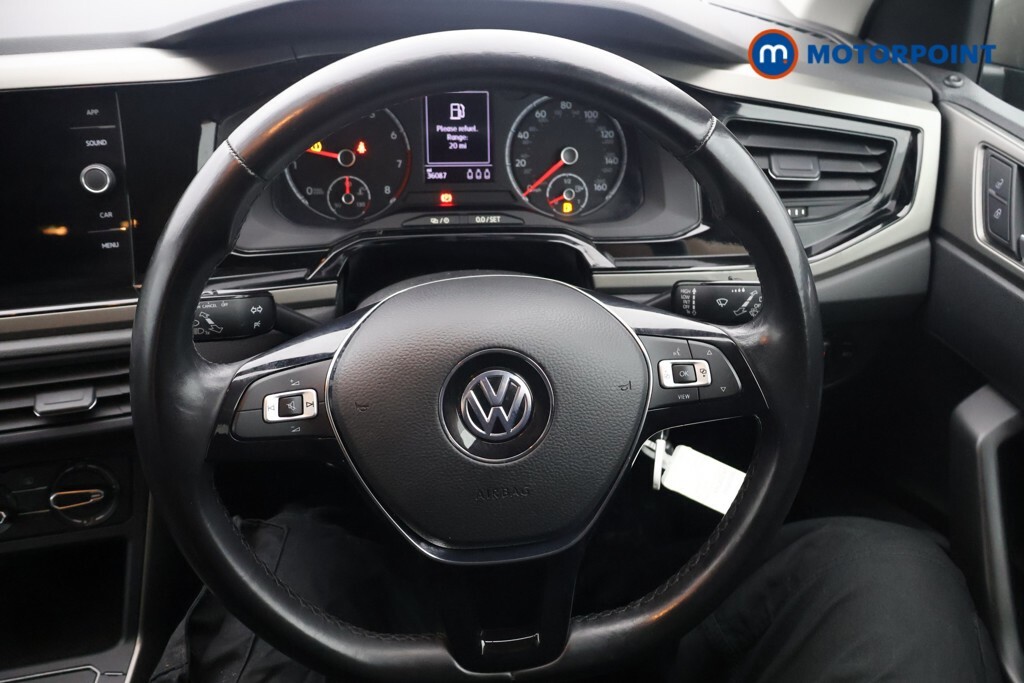 Volkswagen Polo Match White #9