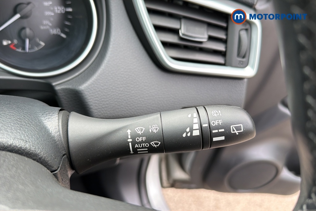 Nissan Qashqai Acenta Premium Grey #14