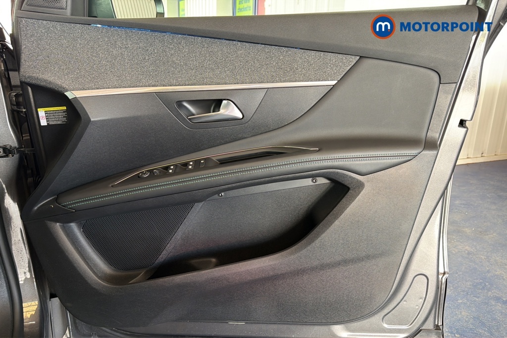 Peugeot 3008 1.2 Puretech Active Premium Grey #18