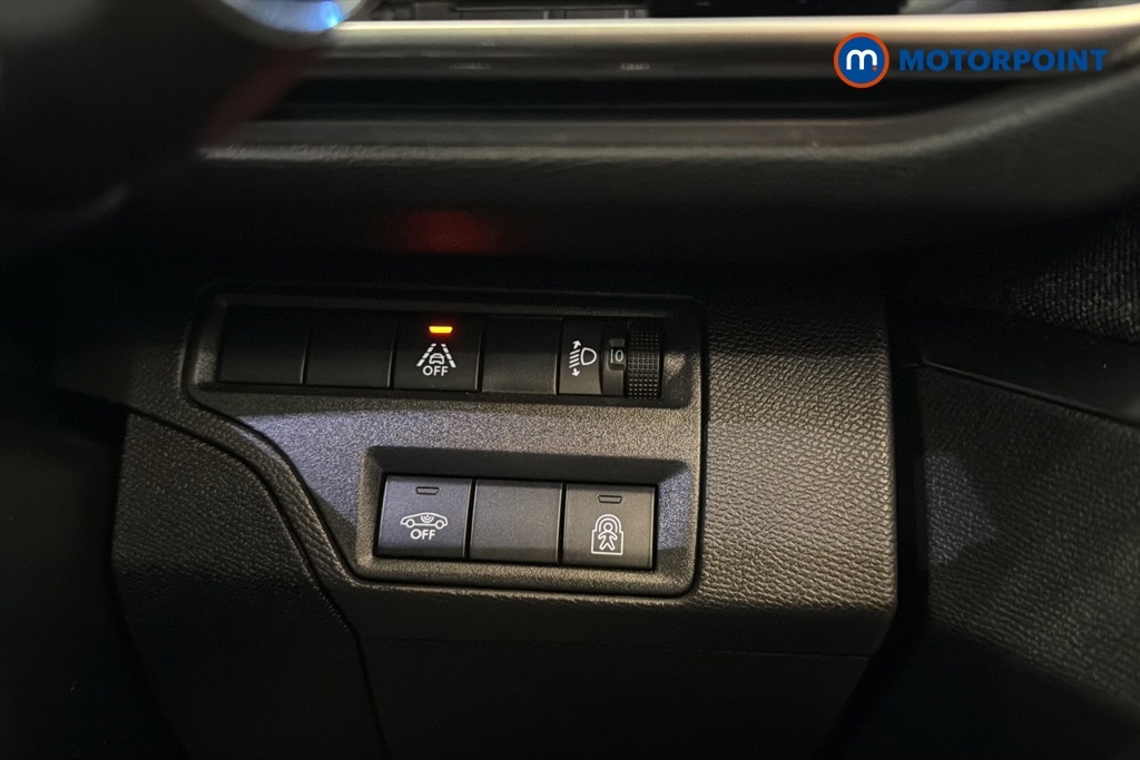 Peugeot 3008 1.2 Puretech Active Premium Grey #15