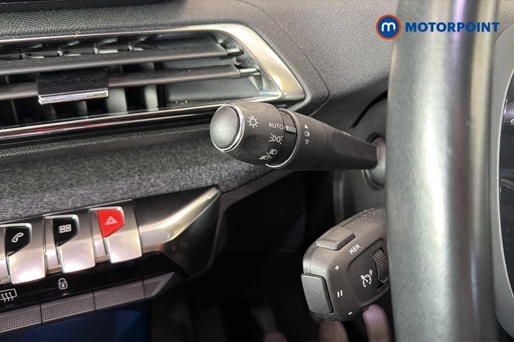 Peugeot 3008 1.2 Puretech Active Premium Grey #11