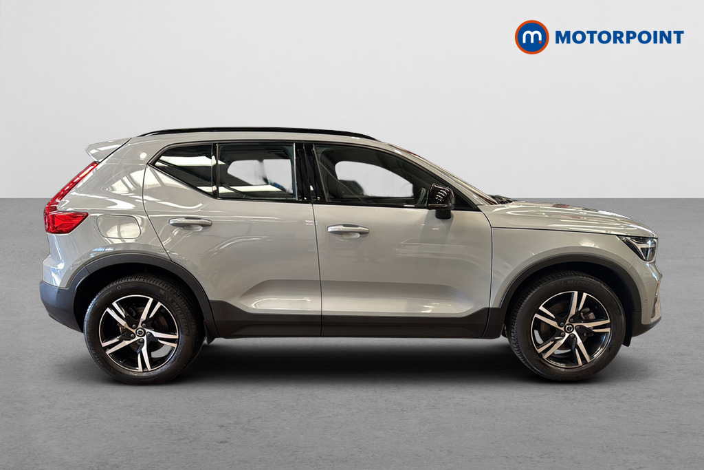 Volvo XC40 2.0 B3p Plus Dark Grey #4