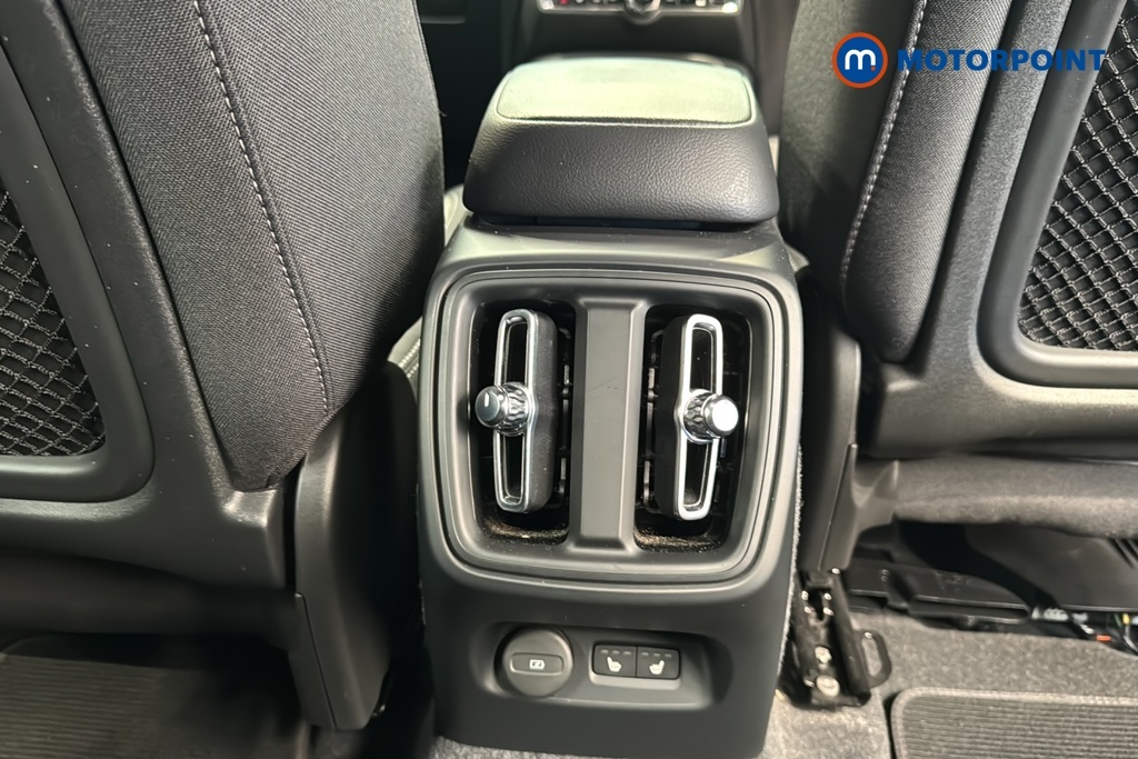 Volvo XC40 2.0 B3p Plus Dark Estate Black #29