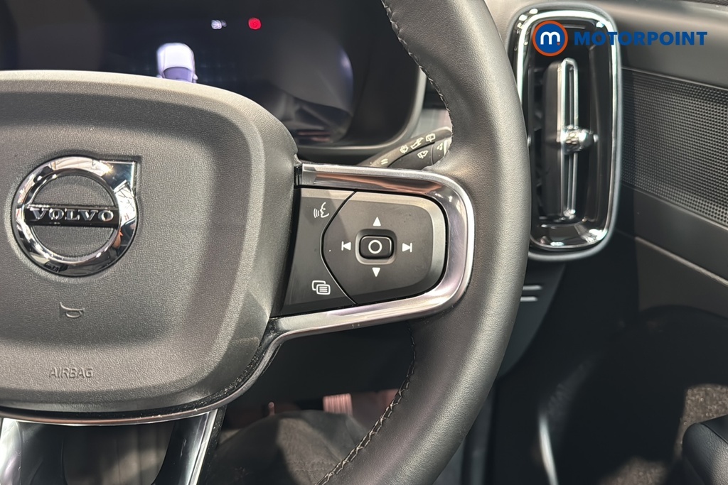 Volvo XC40 2.0 B3p Plus Dark Estate Black #11