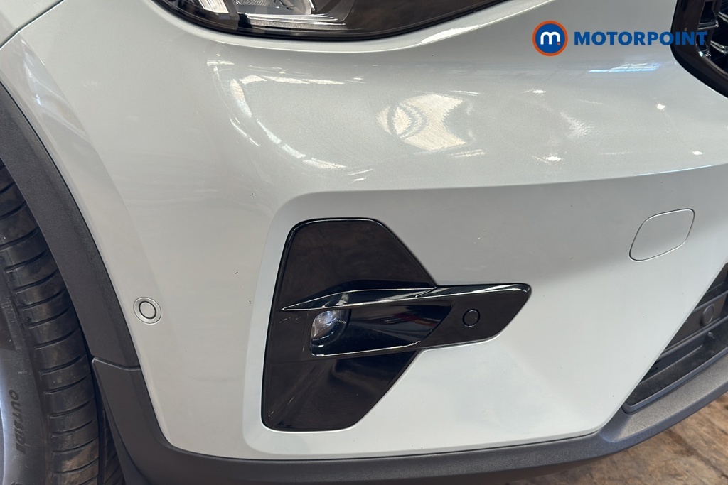 Volvo XC40 2.0 B3p Plus Dark Estate Black #34