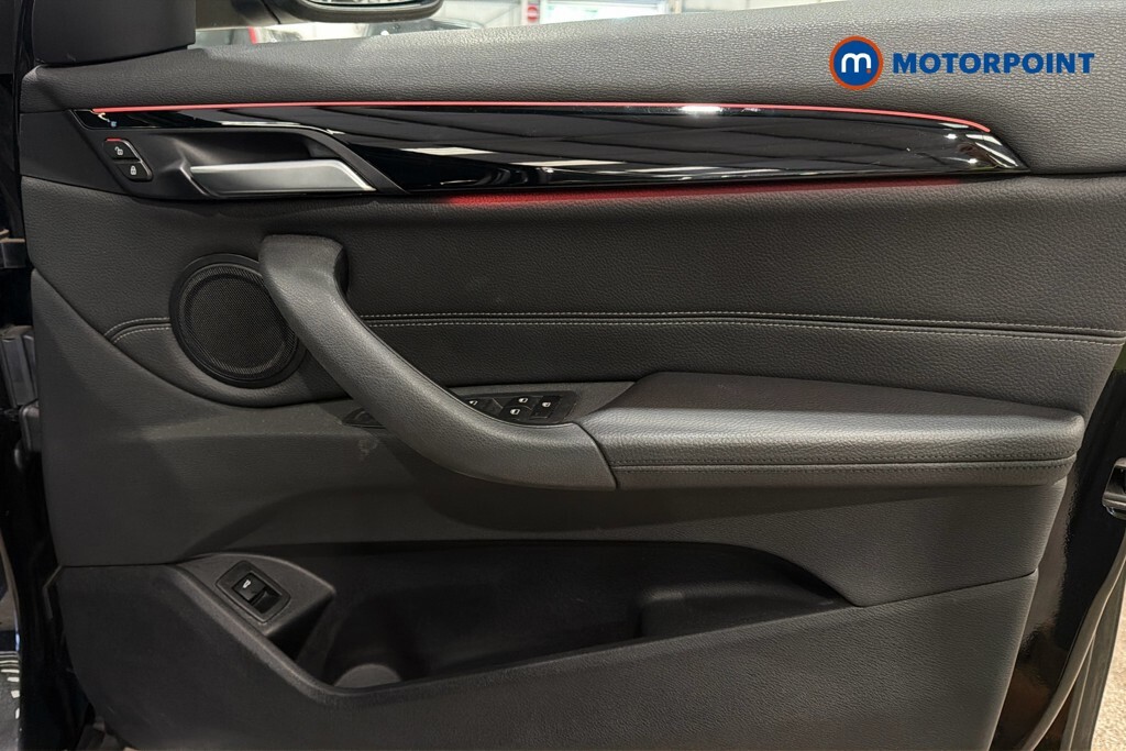BMW X1 20I Xline Black #24