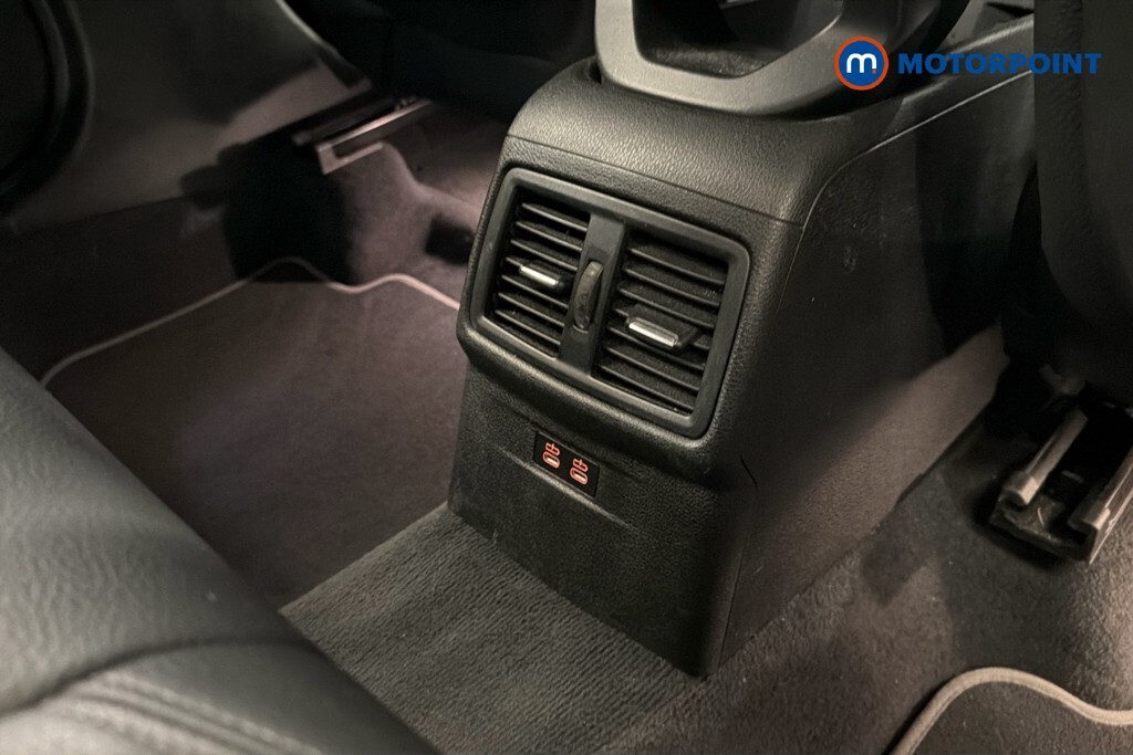 BMW X1 20I Xline Black #32