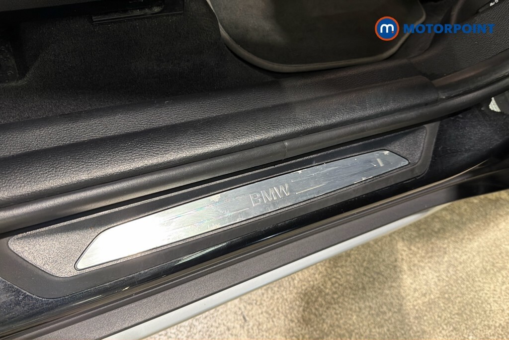BMW X1 20I Xline Black #29