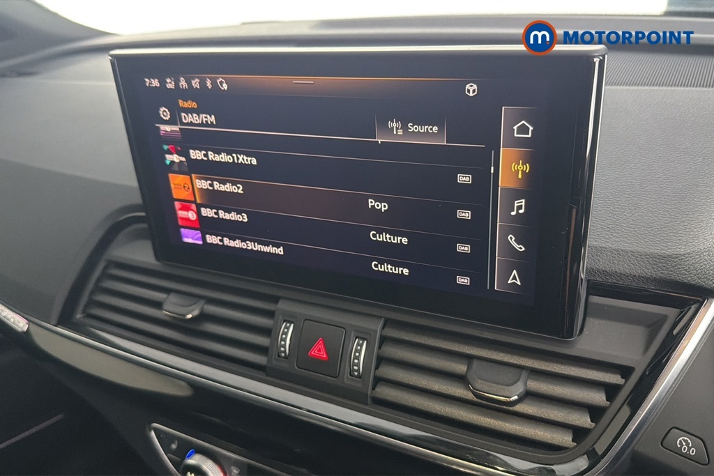 Audi Q5 S Line Black #16