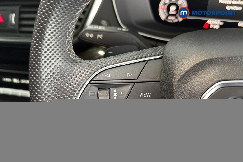 Audi Q5 S Line Black #12