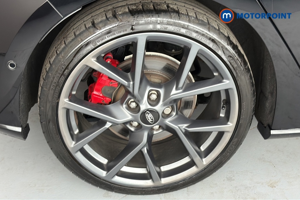 Ford Focus Petrol Grey #40