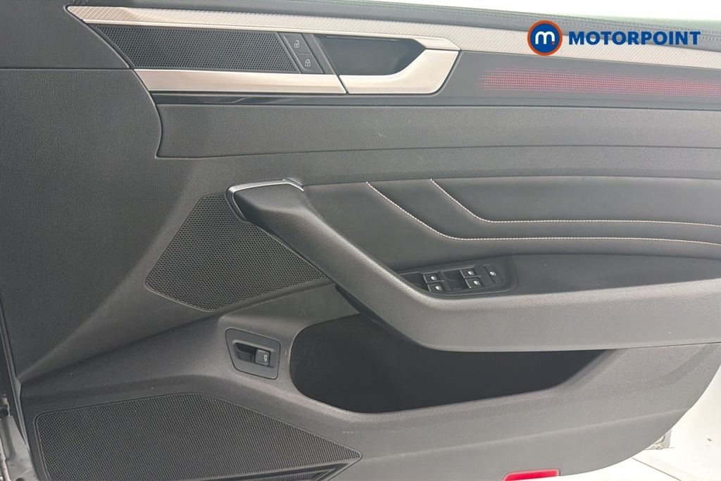 Volkswagen Arteon Arteon R Tsi 4Motion Grey #24