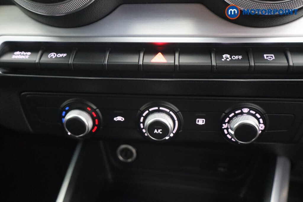 Audi Q2 35 Tfsi Sport S Tronic Blue #27