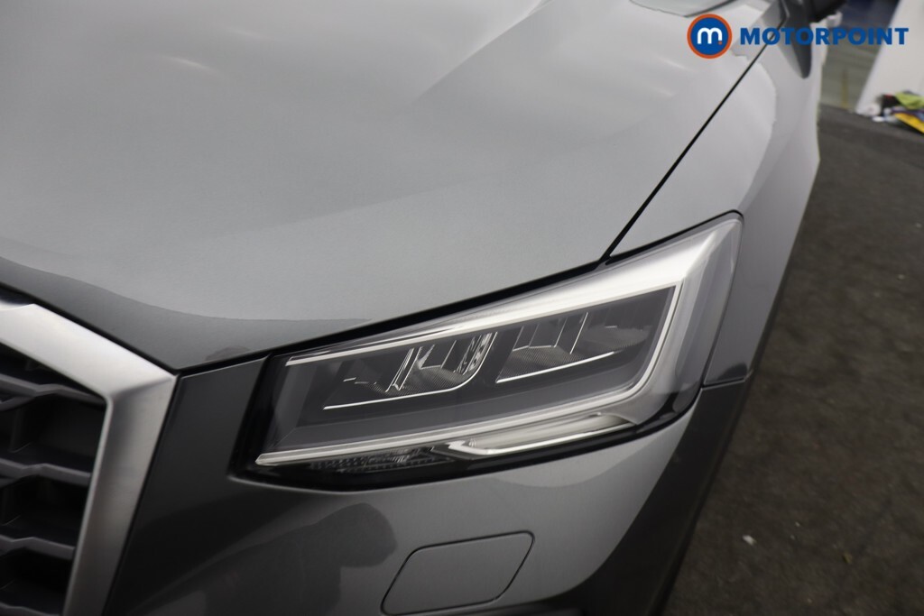 Audi Q2 35 Tfsi Sport S Tronic Blue #36