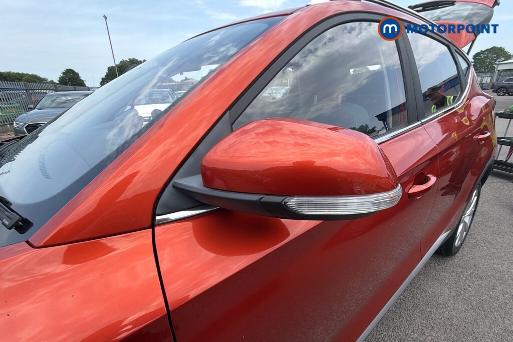 MG ZS 1.5 Vti-tech Exclusive Red #23