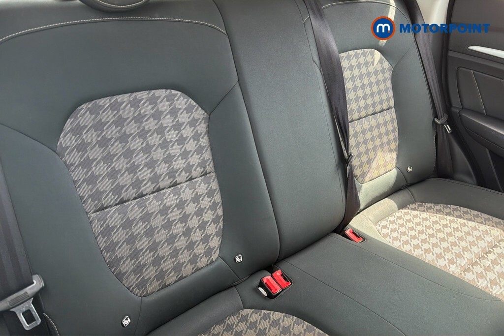 MG ZS 1.5 Vti-tech Exclusive Red #19
