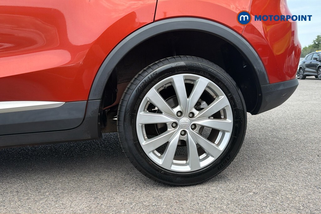 MG ZS 1.5 Vti-tech Exclusive Red #25