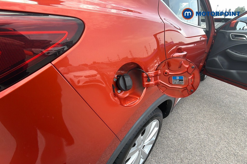 MG ZS 1.5 Vti-tech Exclusive Red #21