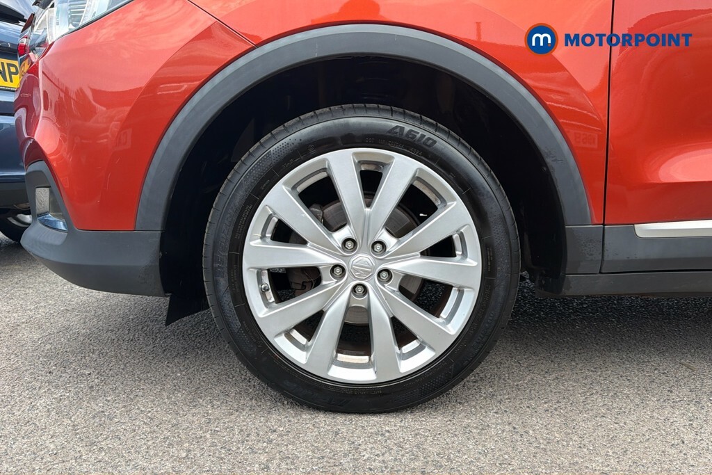 MG ZS 1.5 Vti-tech Exclusive Red #24