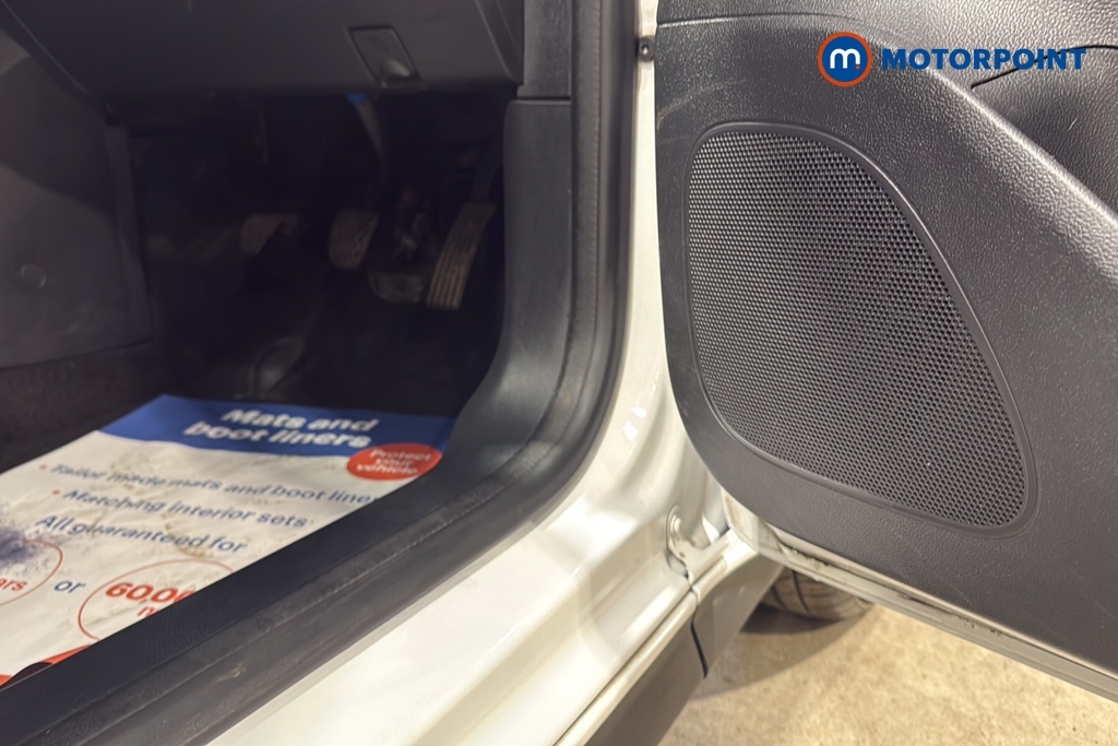 MG MG3 1.5 Vti-tech Excite Euro 6 Ss White #22