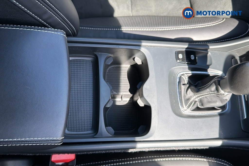 Volvo XC40 2.0 B4p R Design Pro Blue #23