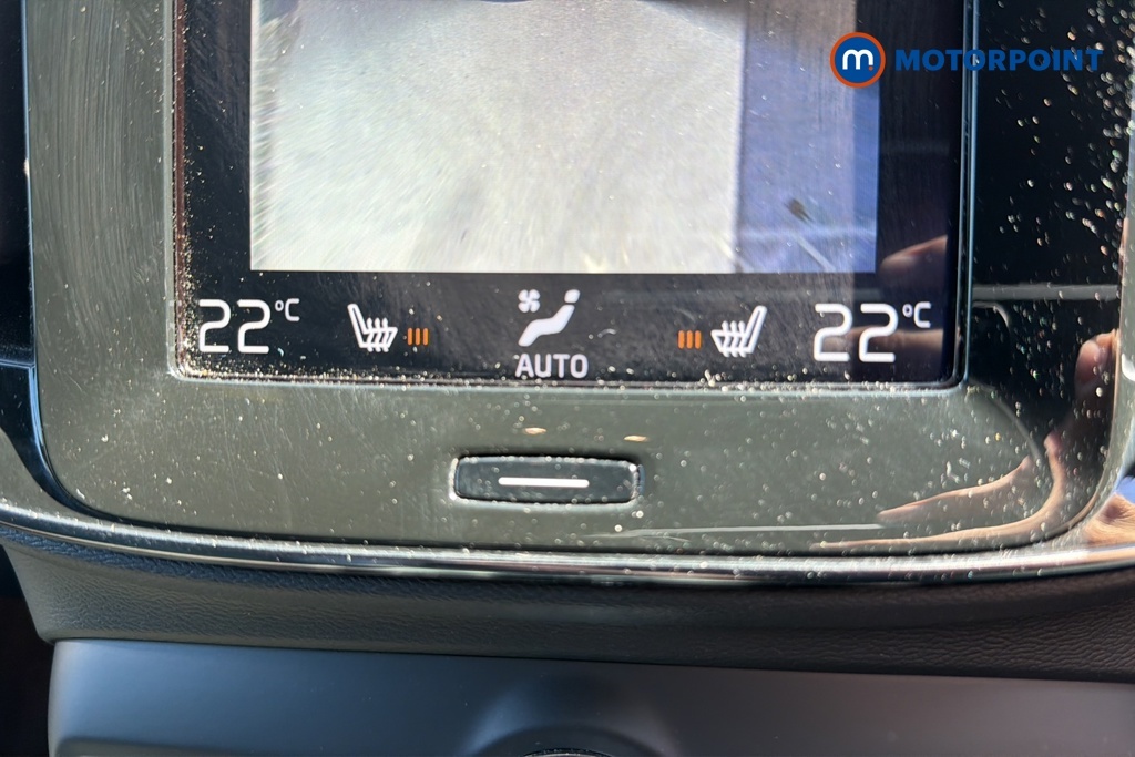Volvo XC40 2.0 B4p R Design Pro Blue #21