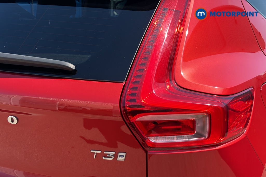 Volvo XC40 2.0 B4p R Design Pro Blue #36