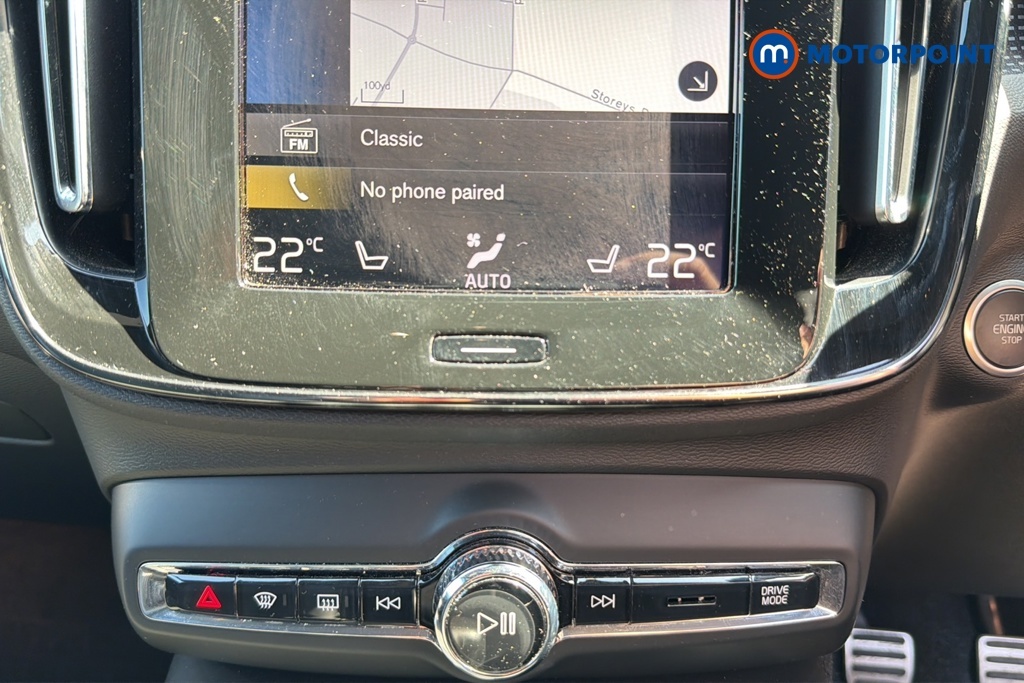 Volvo XC40 2.0 B4p R Design Pro Blue #19