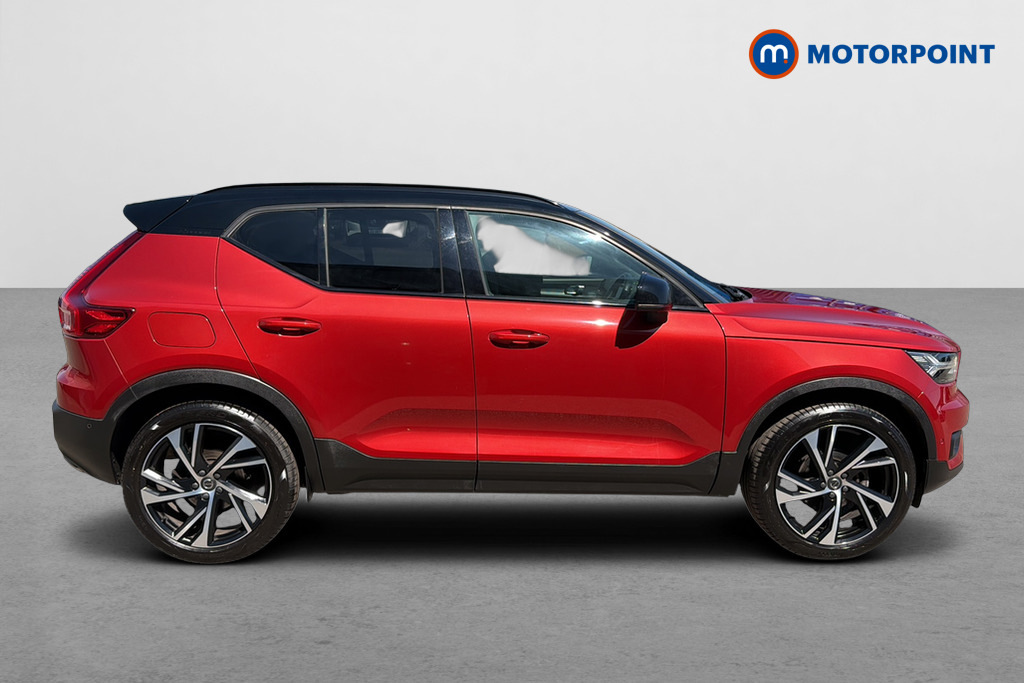 Volvo XC40 1.5 T3 163 R Design Pro Red #4