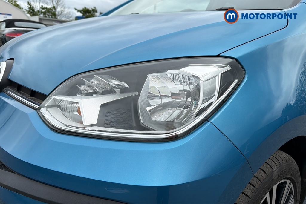 Volkswagen Up Hatchback #30