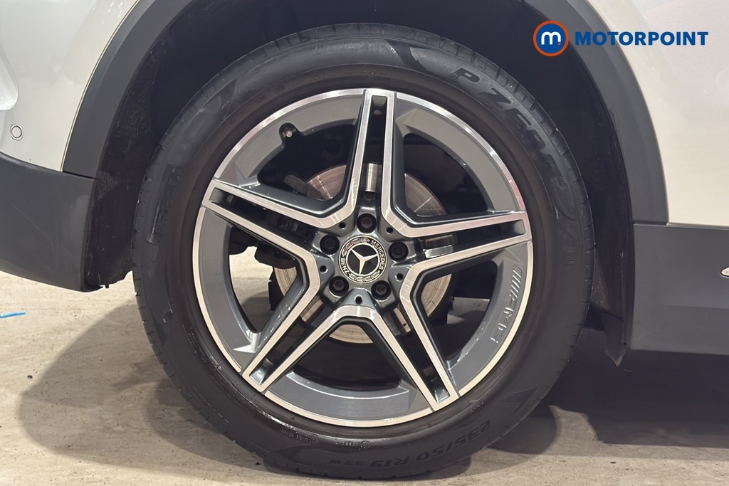 Mercedes-Benz GLA Class Suv Black #41