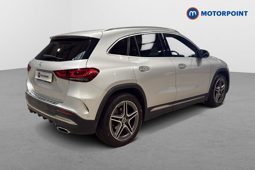 Mercedes-Benz GLA Class Gla 200 Amg Line Premium Silver #5