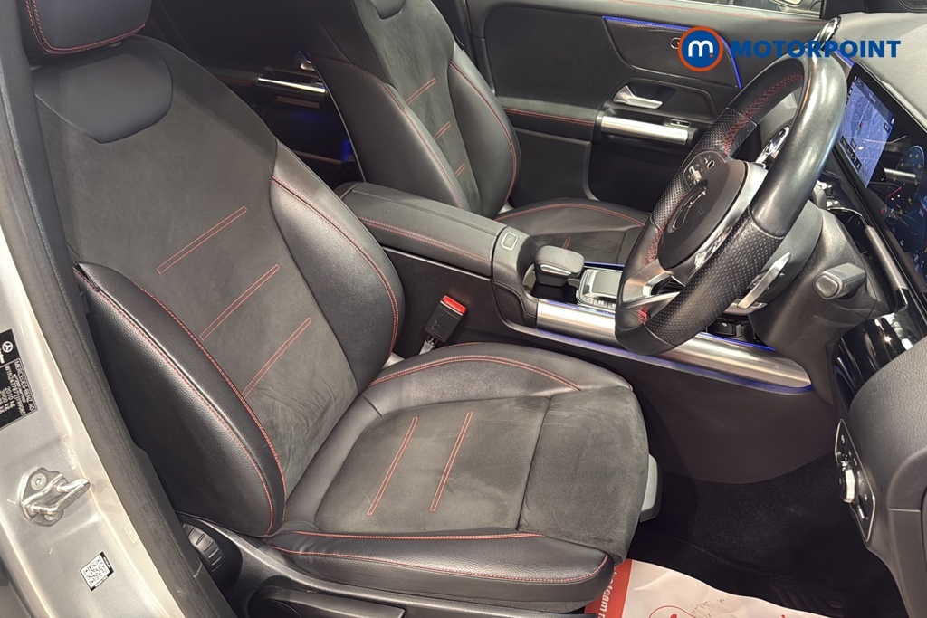 Mercedes-Benz GLA Class Suv Black #25