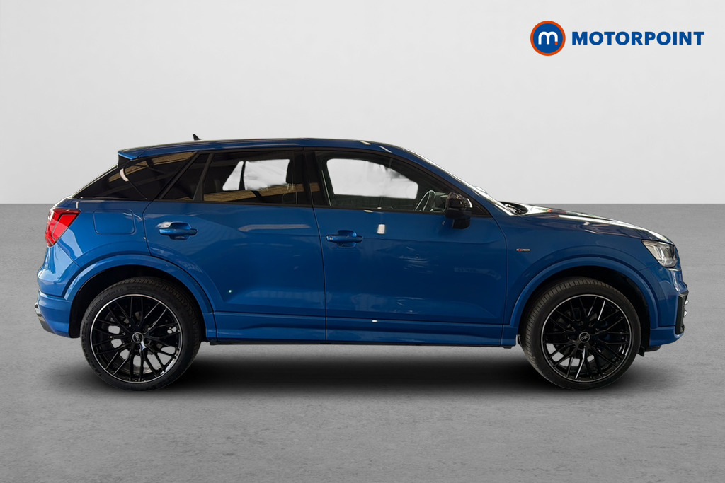 Audi Q2 35 Tfsi Black Edition S Tronic Blue #4