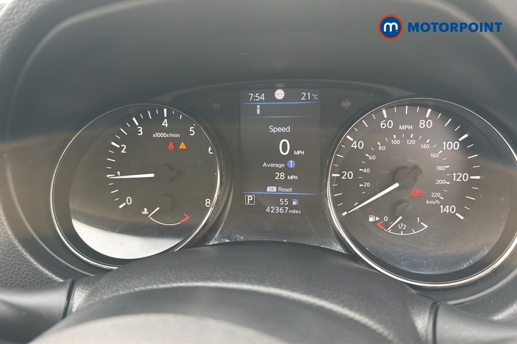 Nissan X-Trail Tekna White #15