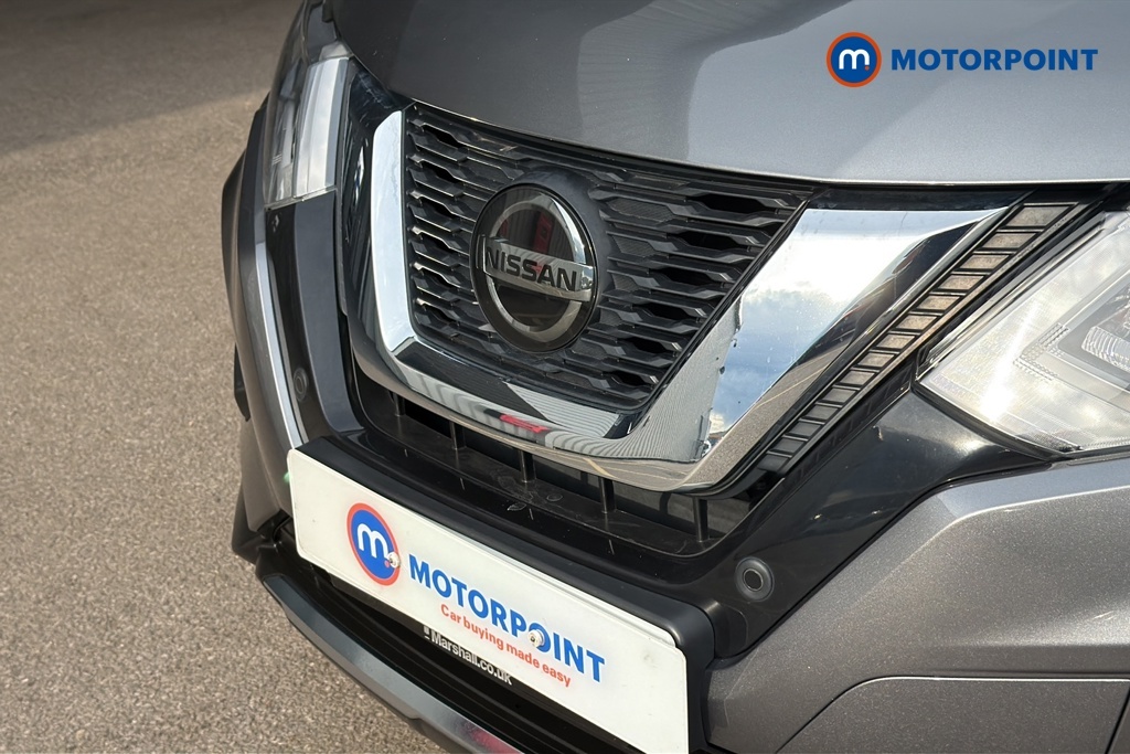 Nissan X-Trail Tekna White #38