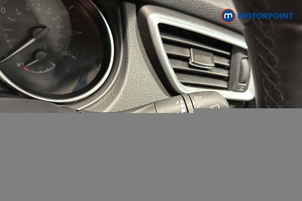 Nissan Qashqai Hatchback #14